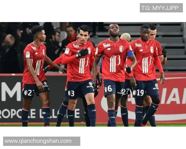 国王杯精彩对决巴黎圣日耳曼大胜里昂引发争议判罚与神扑瞬间