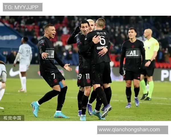 西甲激战巴黎圣日耳曼大胜波尔图战术解析引发全场热议